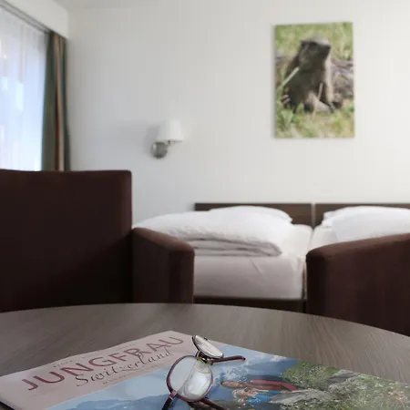 Hotel Crystal