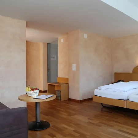 酒店 Crystal 因特拉肯