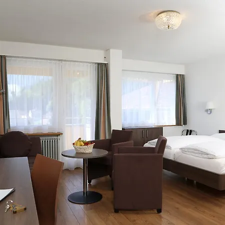 Hotel Crystal 3*