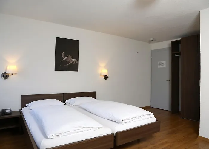 Crystal Szálloda 3*