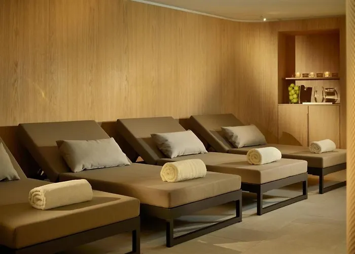 Crystal Szálloda 3*