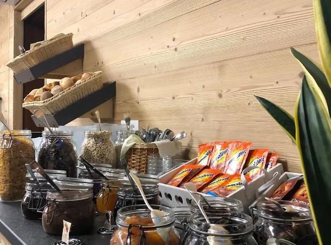 Crystal Szálloda 3*